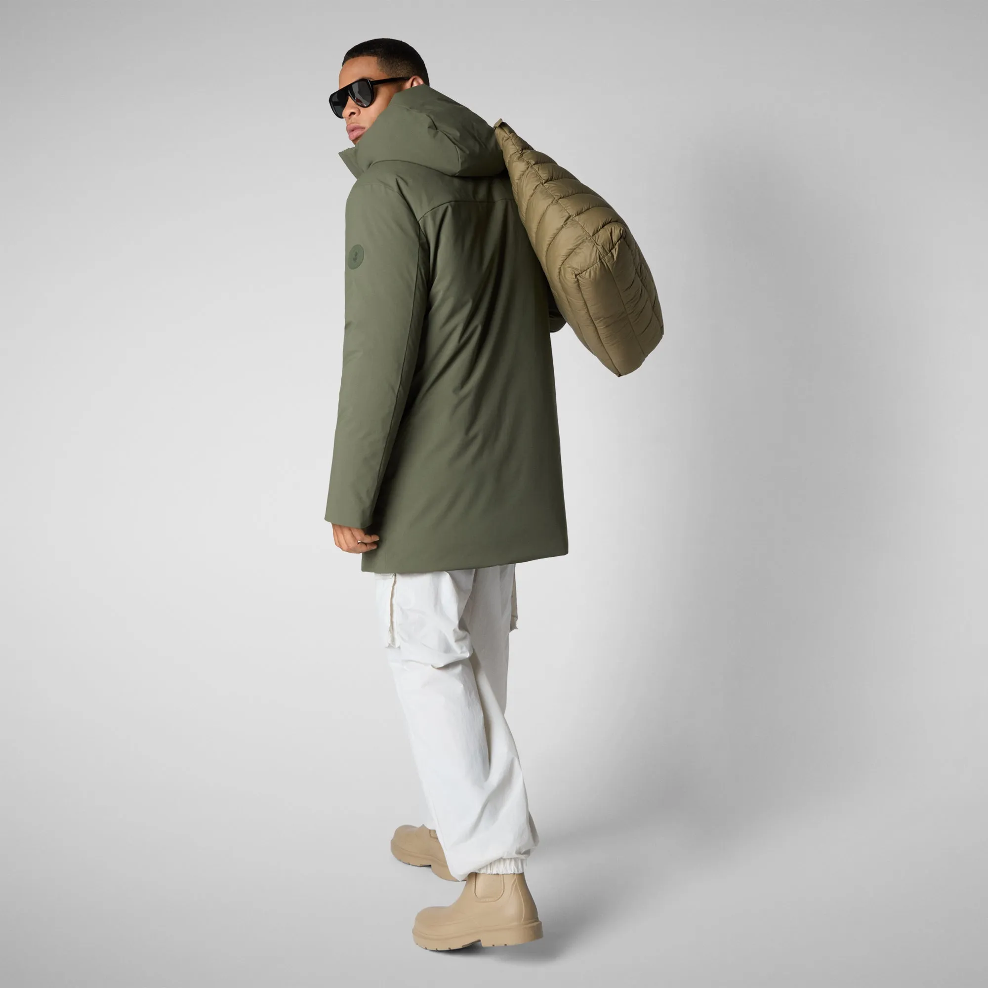 Man's hooded parka Daucus in laurel green