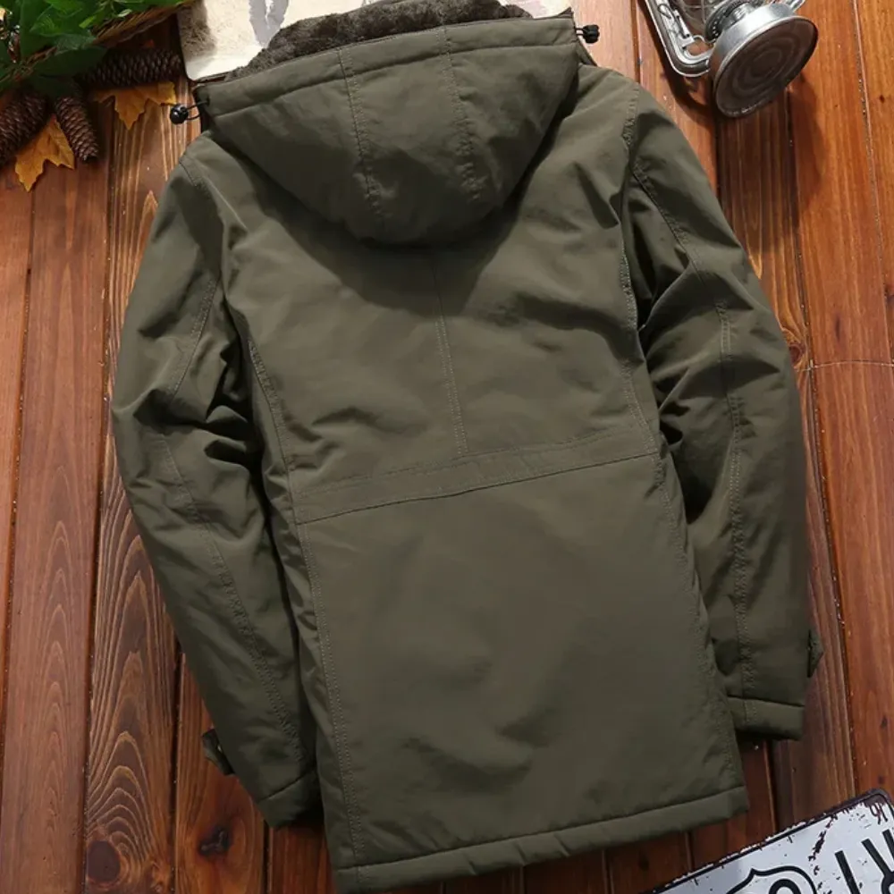 Robust parka jacket for men with detachable hood and pockets