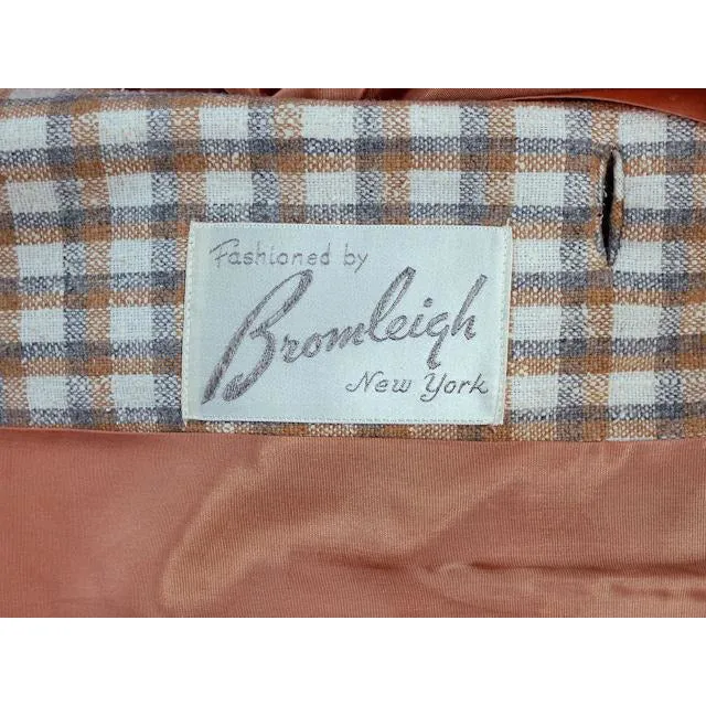 Vintage Ladies Spring Coat Late 1970s Plaid Gray Peach Flattering 44-44-48